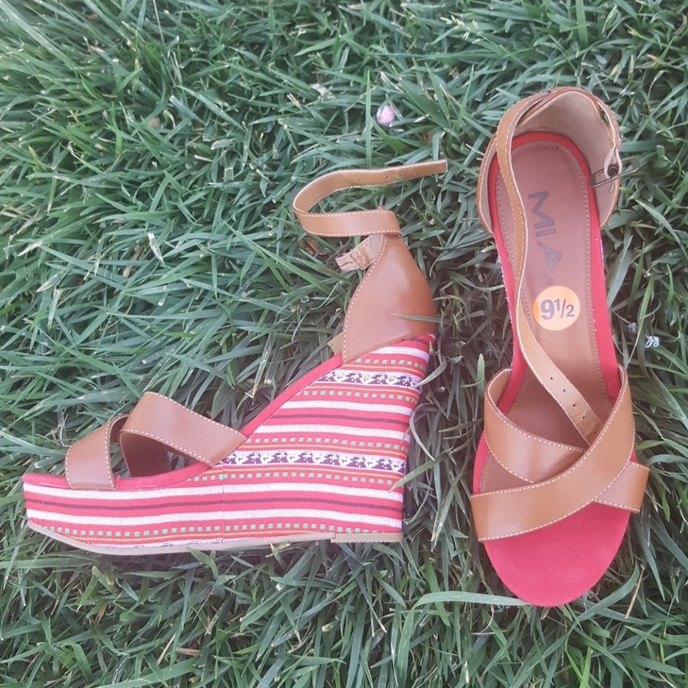 Summer Wedges
